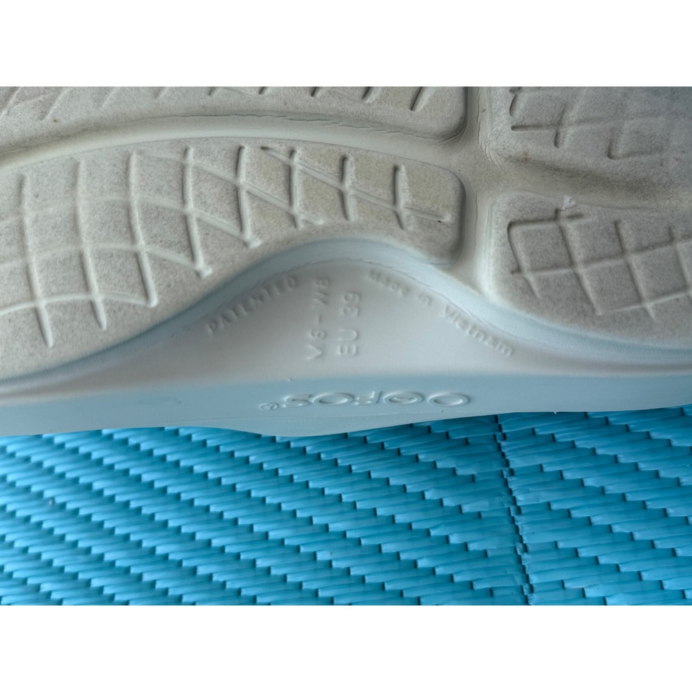 OOFOS OOahh Recovery Slides Women's 8 Cream Comfort Sandals Athleisure - Picture 10 of 11